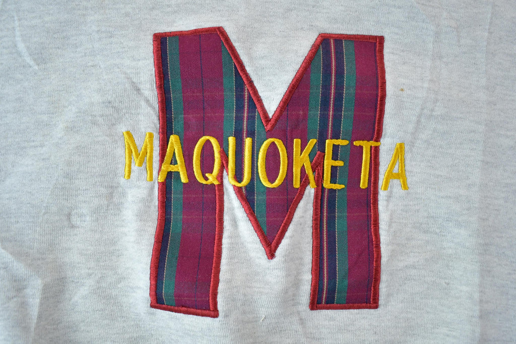 Vintage 1990s Maquoketa Plaid M Russell Crewneck Sweatshirt