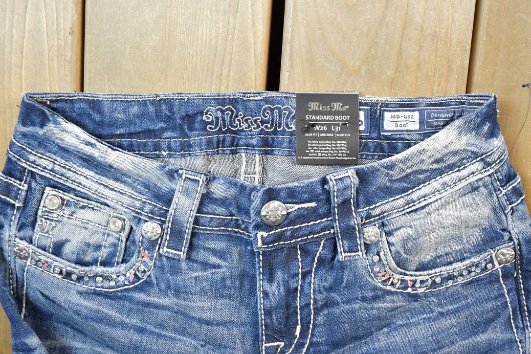 Vintage Y2K Miss Me Bedazzled Low Rise Jeans Size 26x31