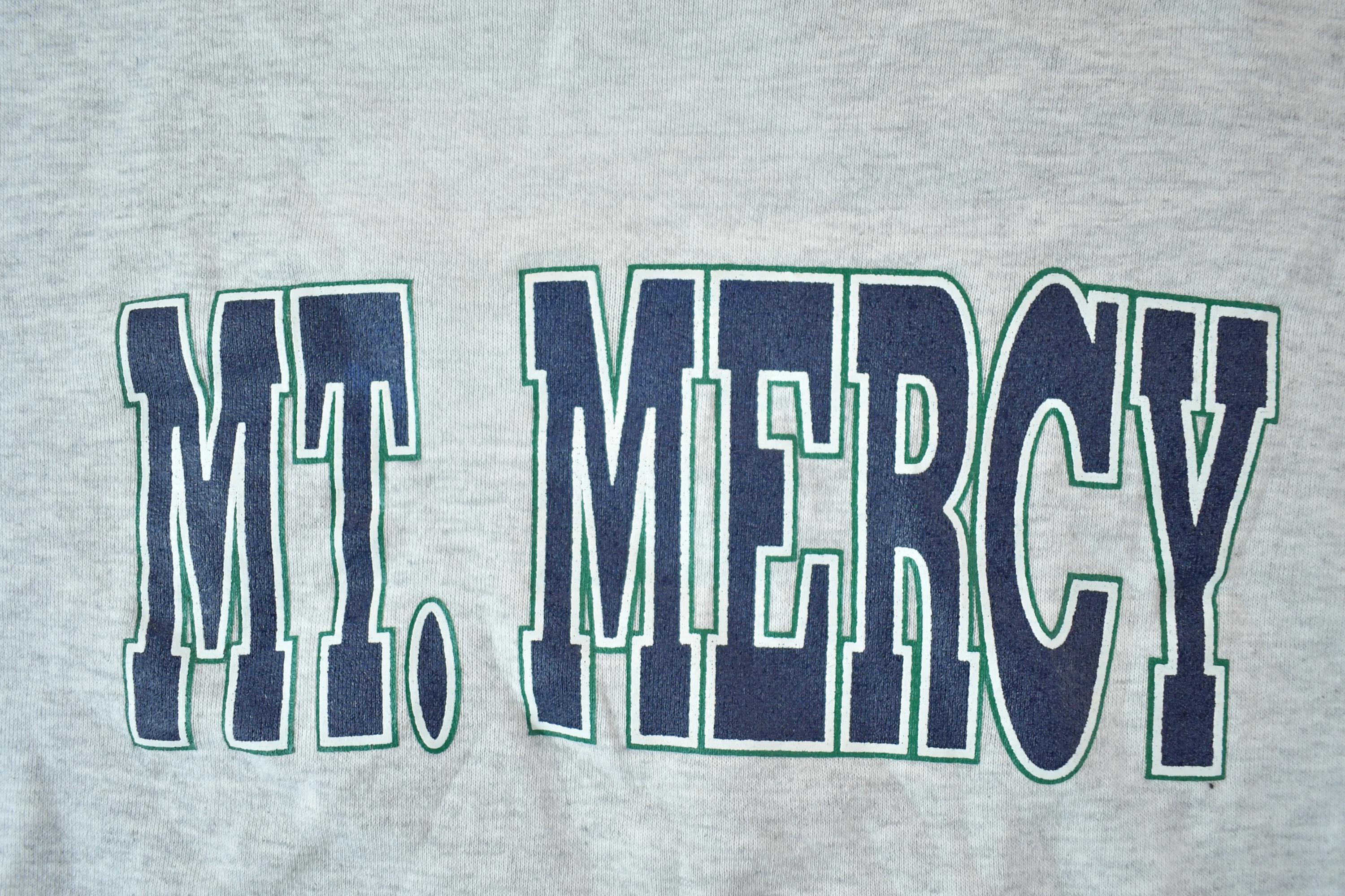 Vintage 1990s Mt Mercy Heather Gray University Collegiate Crewneck / Embroidered / NCAA Sweatshirt / Sportswear / Americana