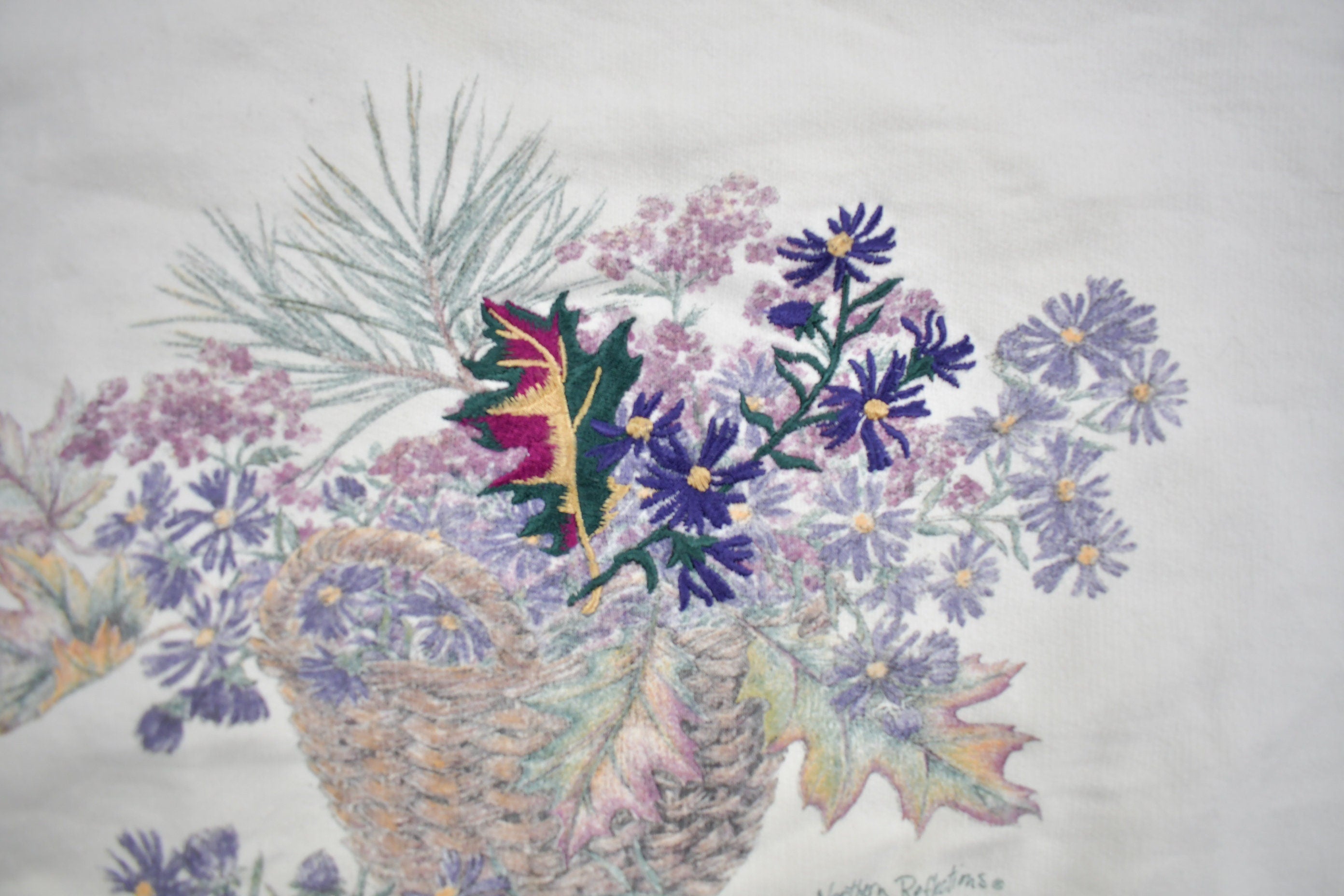 Vintage 1990s Northern Reflections Cute Embroidered Crewneck Sweater