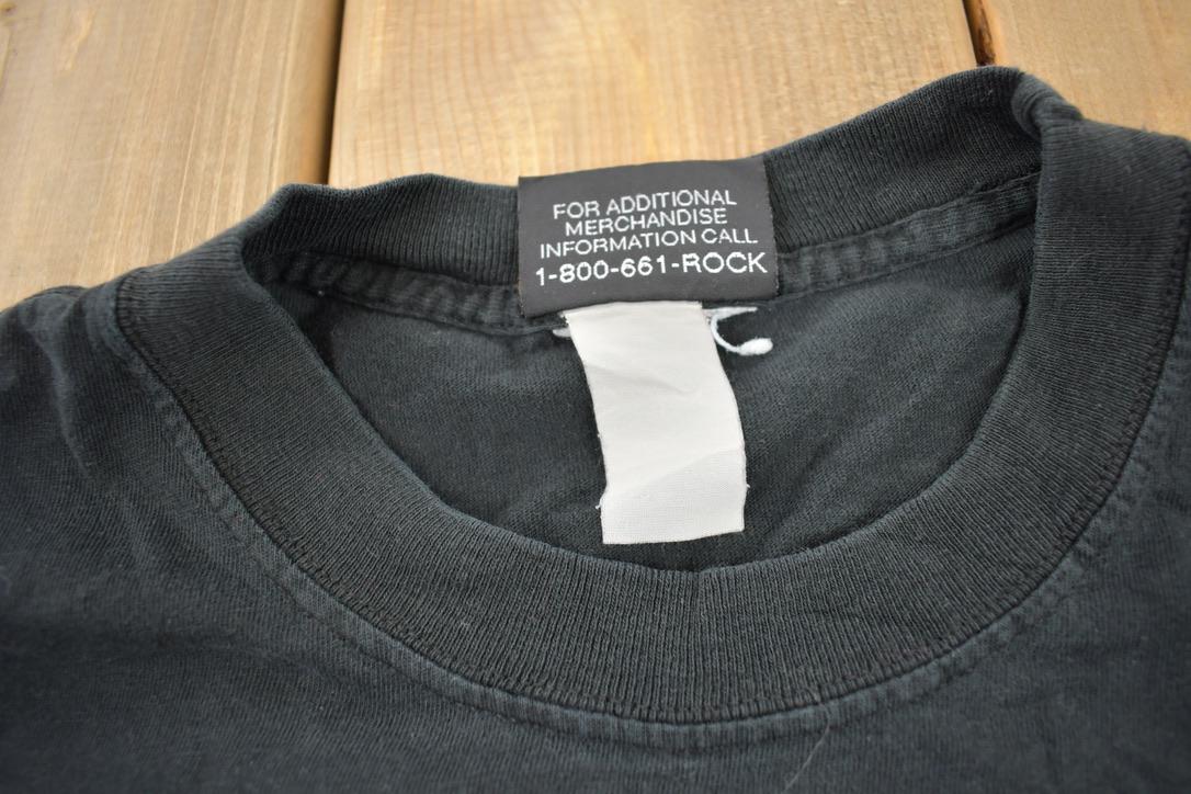 Vintage 2001 Pink Floyd Sun Dial Graphic Band T-Shirt