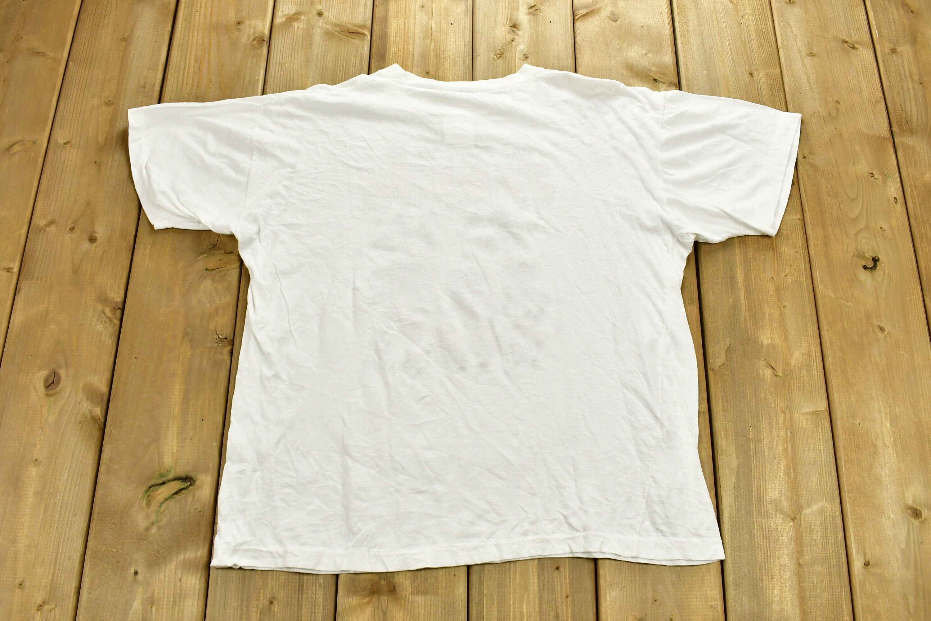 Vintage 1990s Hey Mon Are Jammin Bahamans T-Shirt