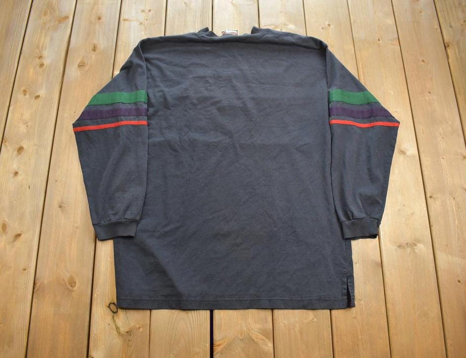 Vintage 1990s Wembley Compagnie Des Sergio Embroidered Sweatshirt Made In USA