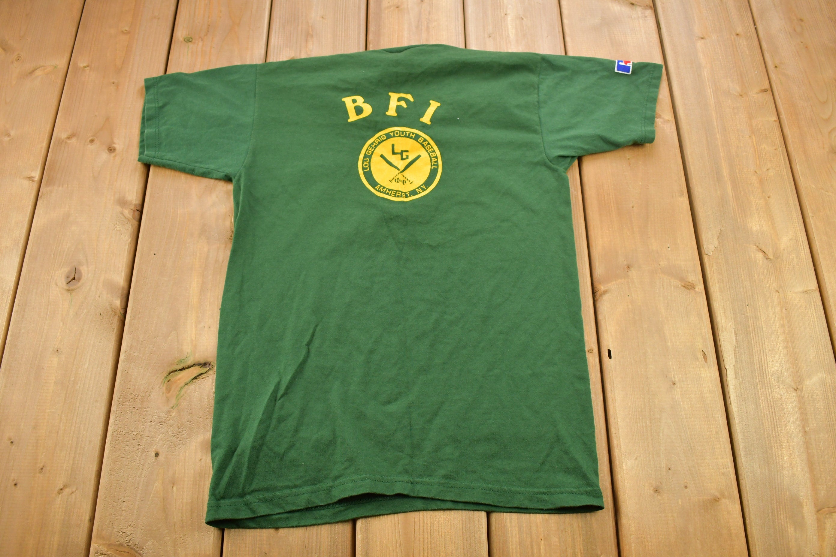 Vintage 1995 Oakland A's MLB Russell Athletics Youth Size T-Shirt