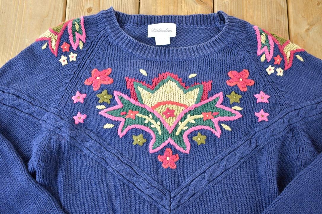 Vintage 1990s Distinction Floral 3D Colored Cable Knit Crewneck Sweater  Vintage 90s Crewneck  Abstract Patterns  Streetwear