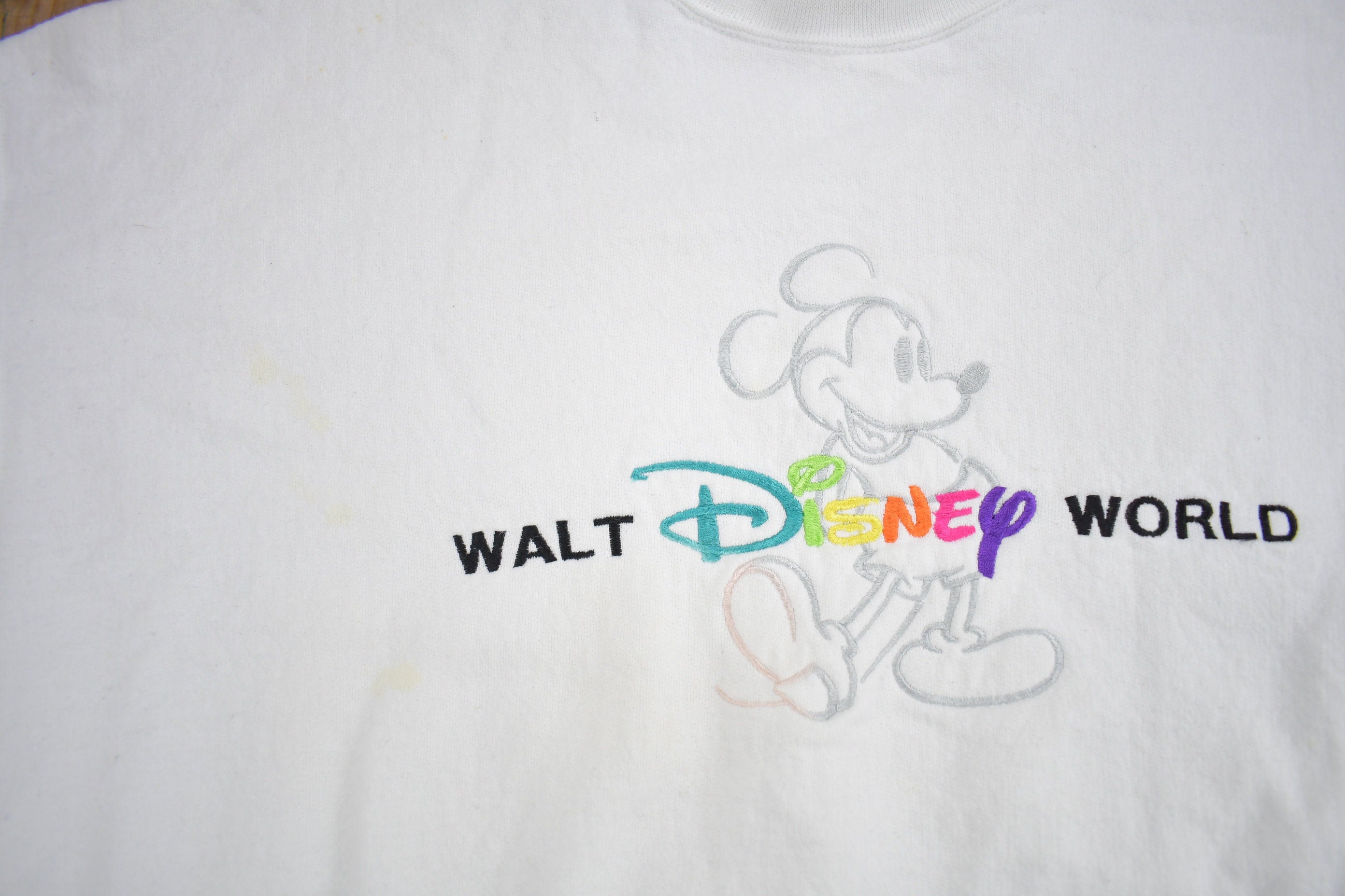 Vintage 1990s Walt Disney World Embroidered Crewneck