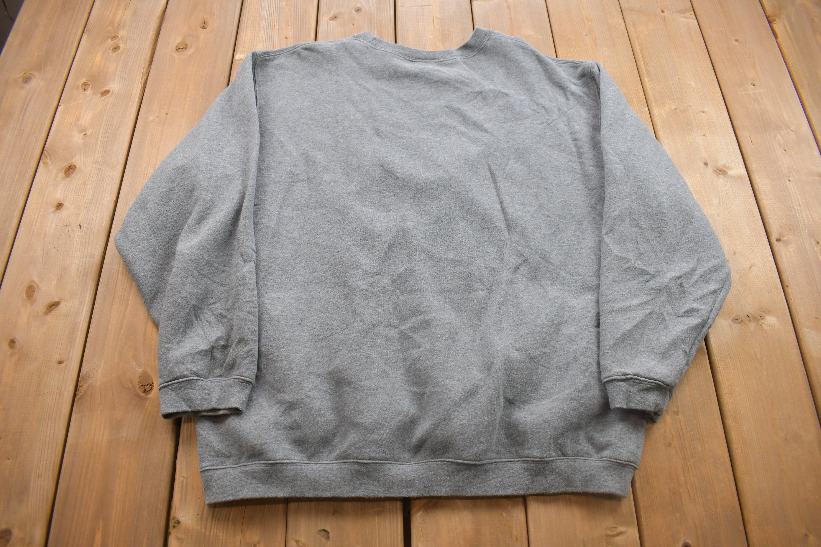 Vintage 1990s Walt Disney World Mickey Mouse Crewneck Sweatshirt