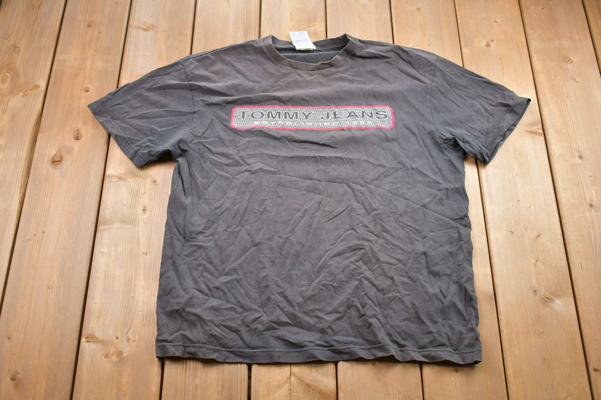 Vintage 1990s Tommy Jeans Graphic T-Shirt