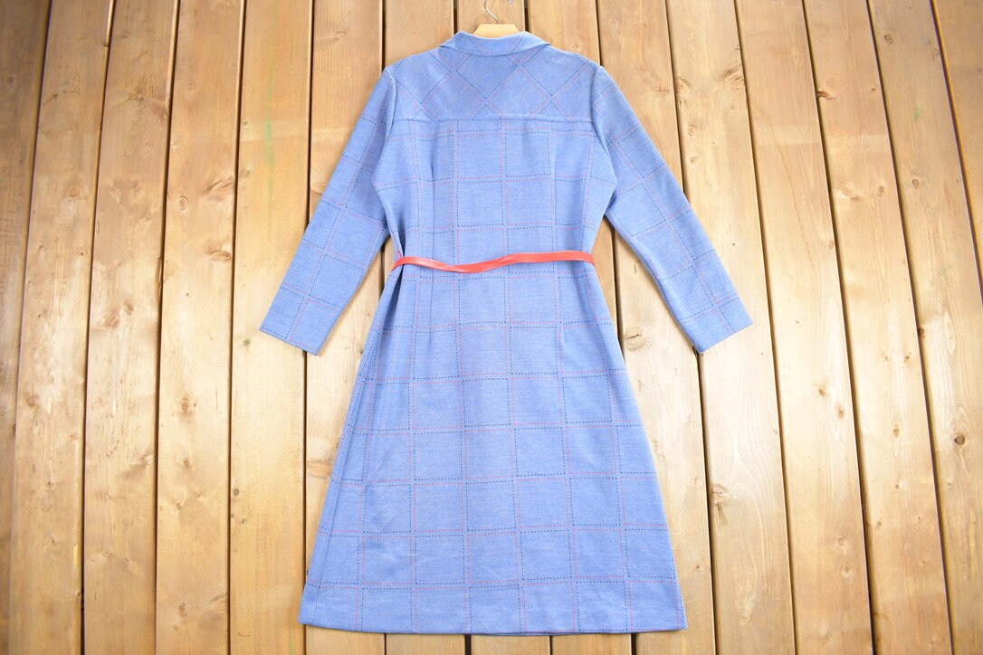 Vintage 1960s Long Sleeve Dress / Plaid / True Vintage / Retro Style / Gogo Dress / Belt /