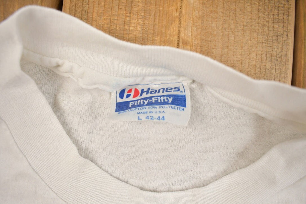 Vintage 1981 Love USA Graphic T Shirt