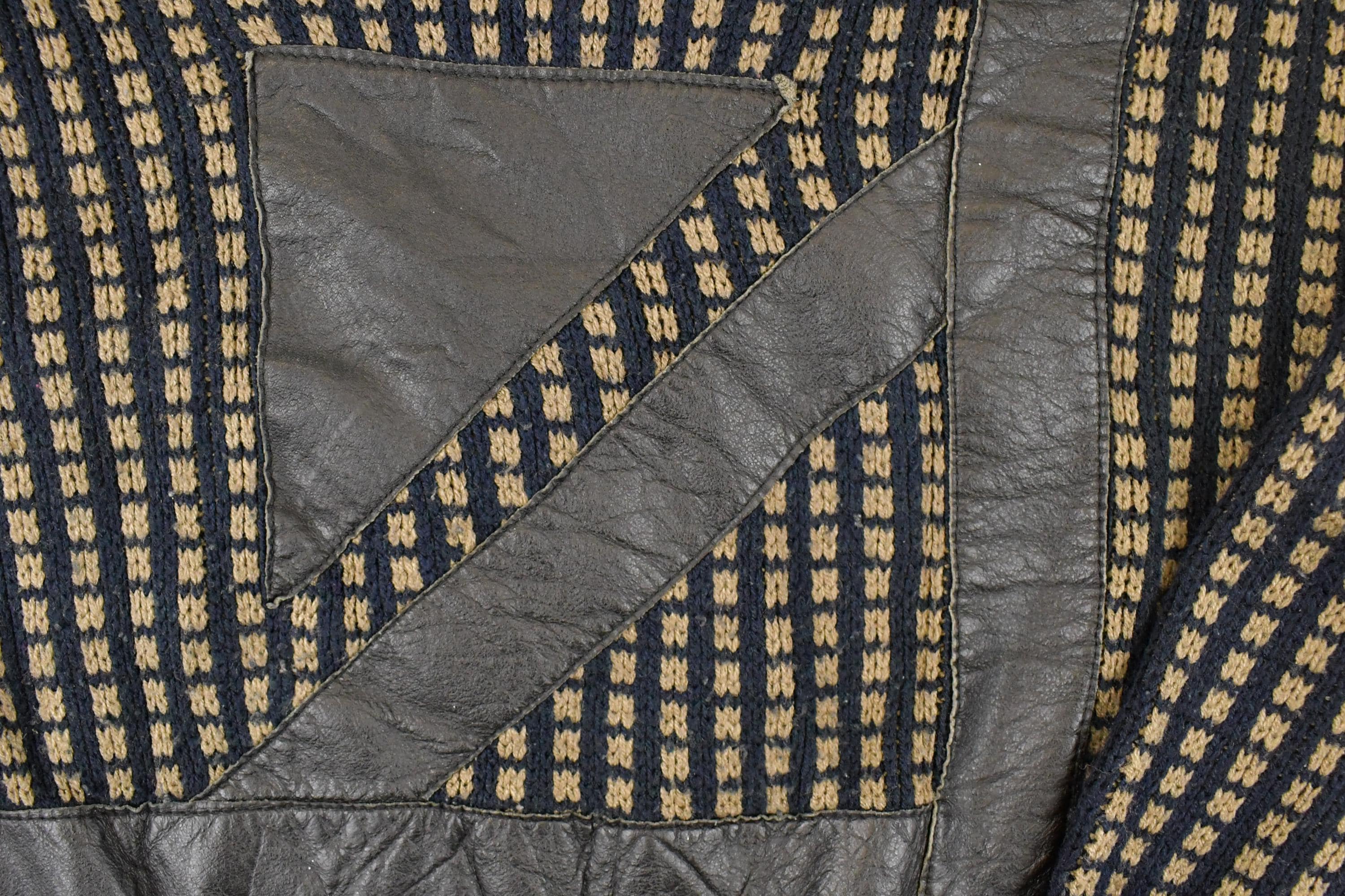 Vintage 1980s Desonos Leatherette Patch Abstract Knit Crewneck Sweater Mens M