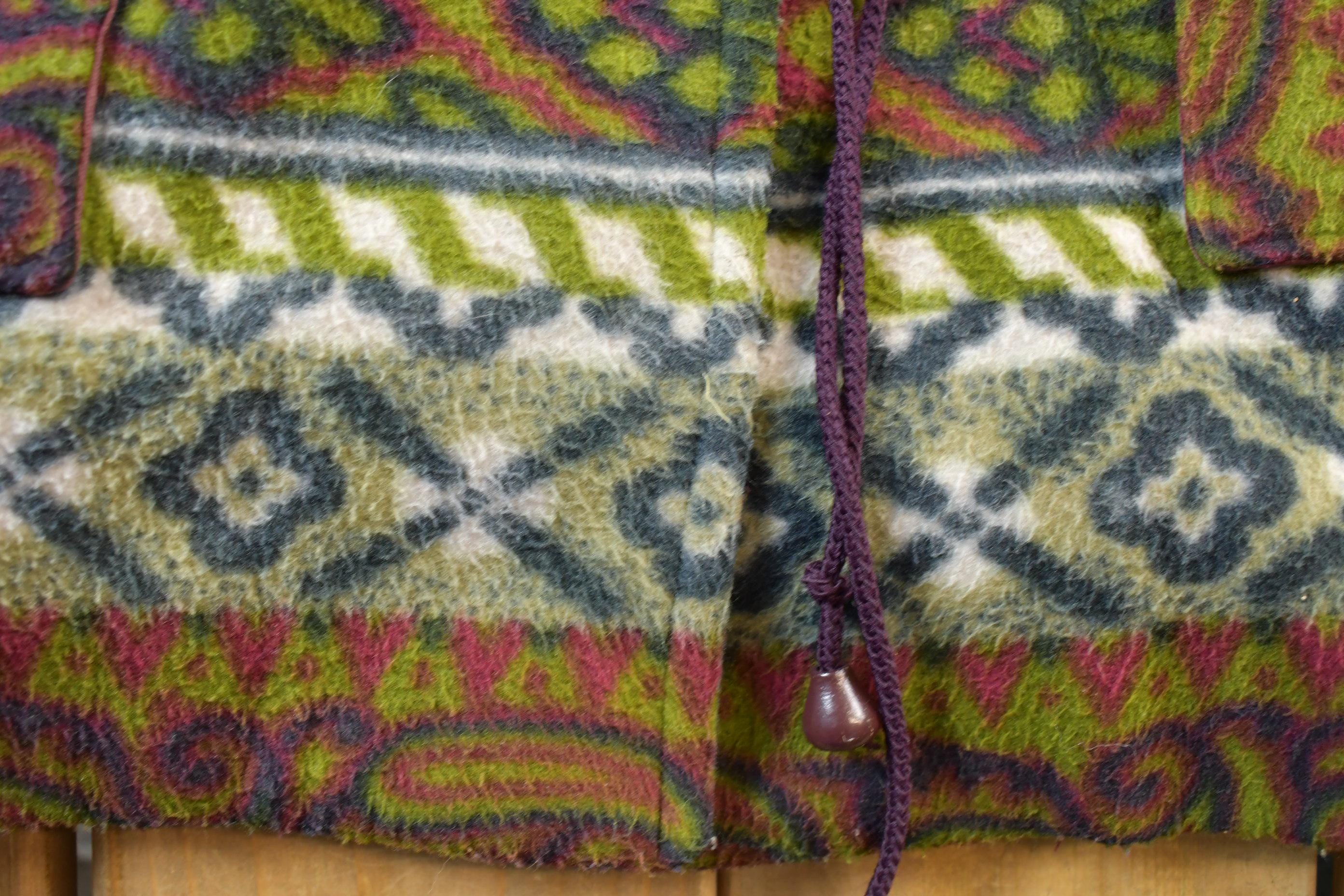 Vintage 1990s All Over Pattern Fleece Sweater