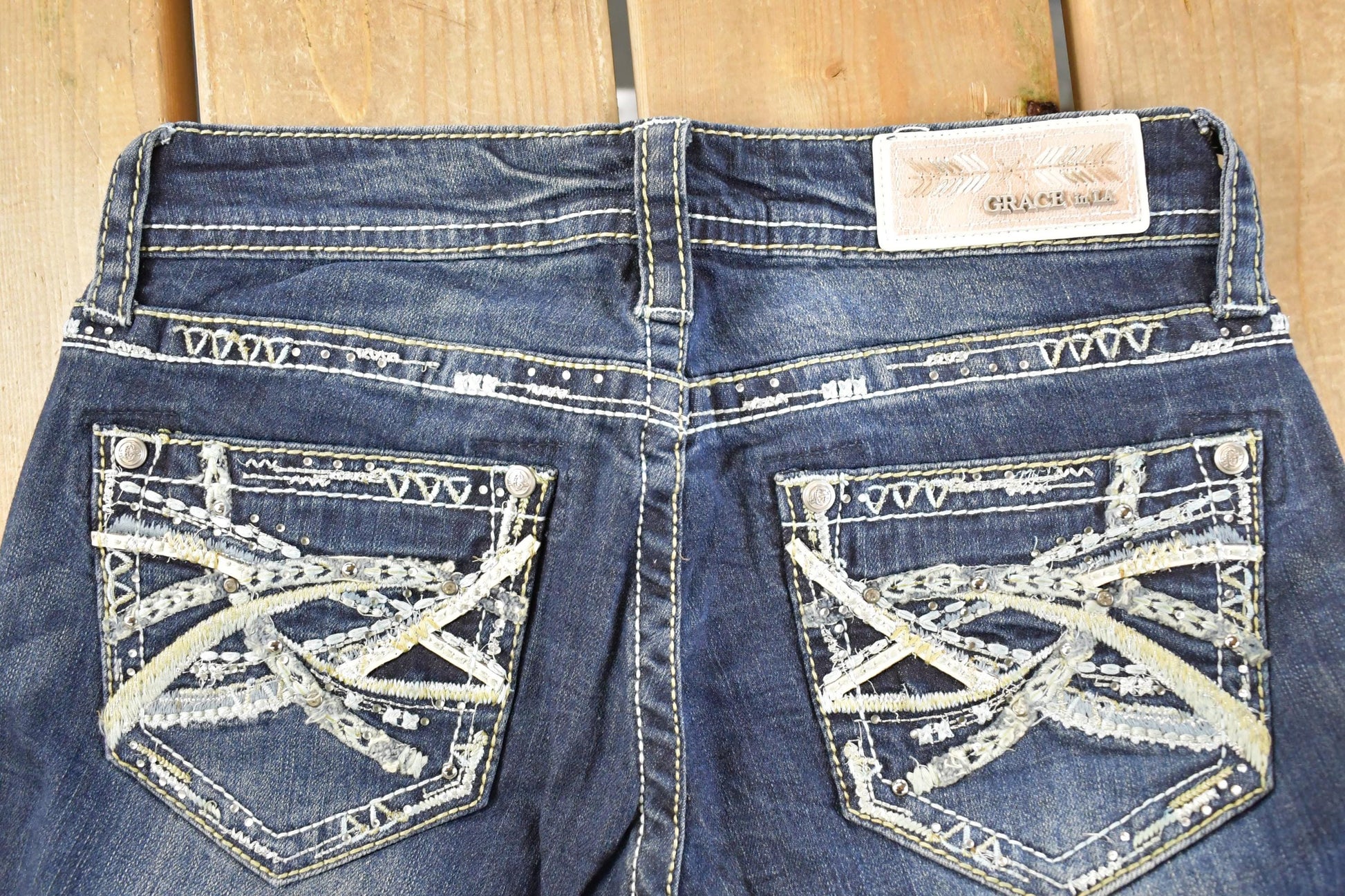 Vintage Deadstock Y2K Grace In LA Bedazzled Bootcut Low Rise Jeans Women's Size 26 x 32