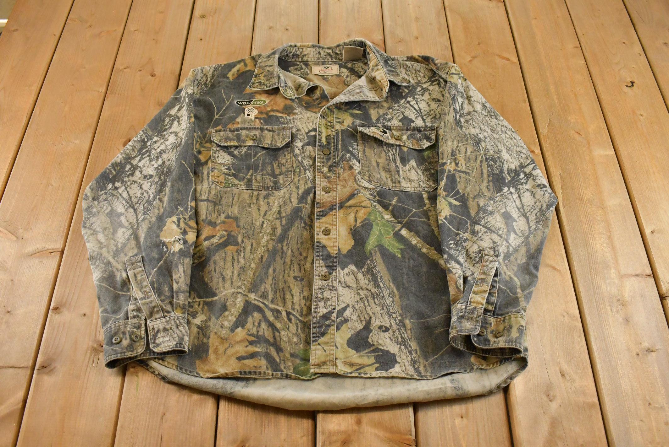 Vintage 1990s Mossy Oak Apparel Tree Camo Cloth Button Up Shirt Men's L / Vintage Button Up / Hunting / Outdoors