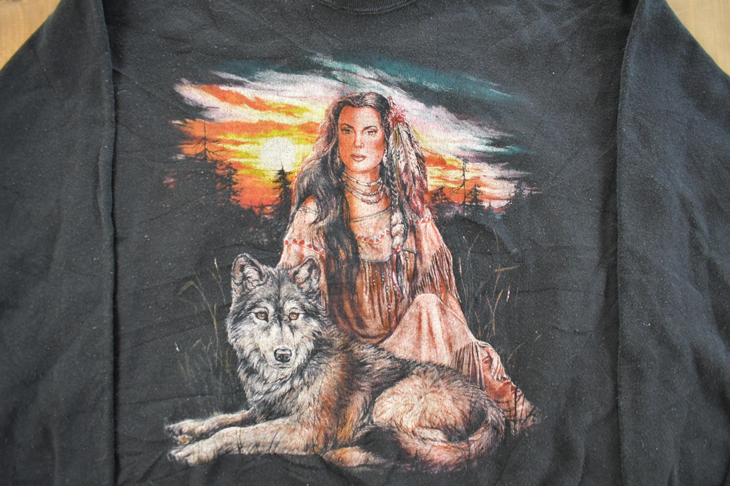 Vintage 1990s Native American Wolf Crewneck Men's Medium