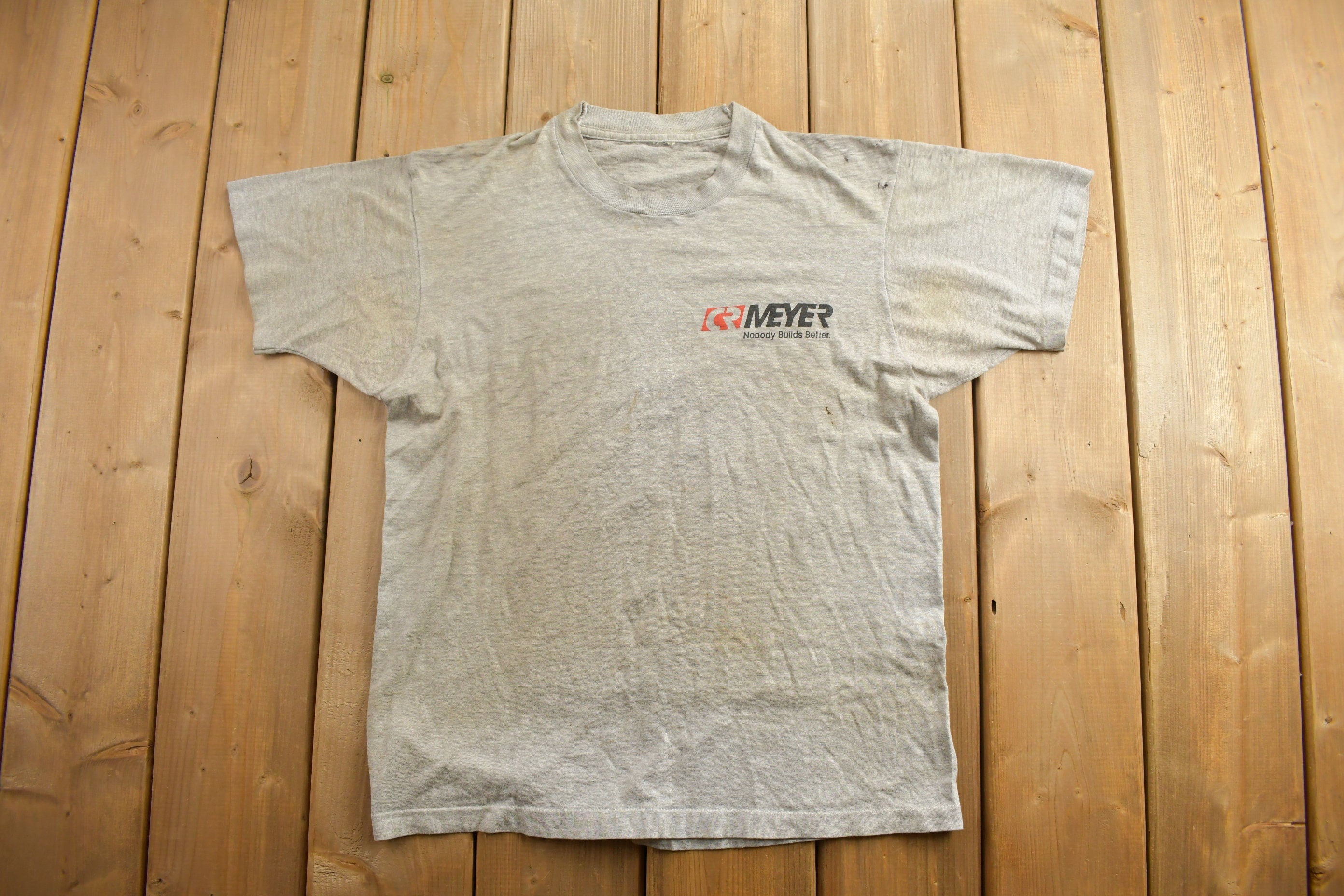 Vintage 1990s Nobody Builds Better Graphic T Shirt