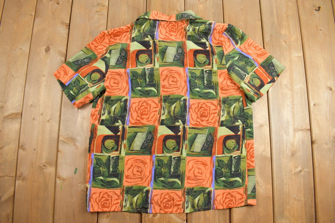 Vintage 1990s Abstract Floral Button Up Short Sleeve Shirt
