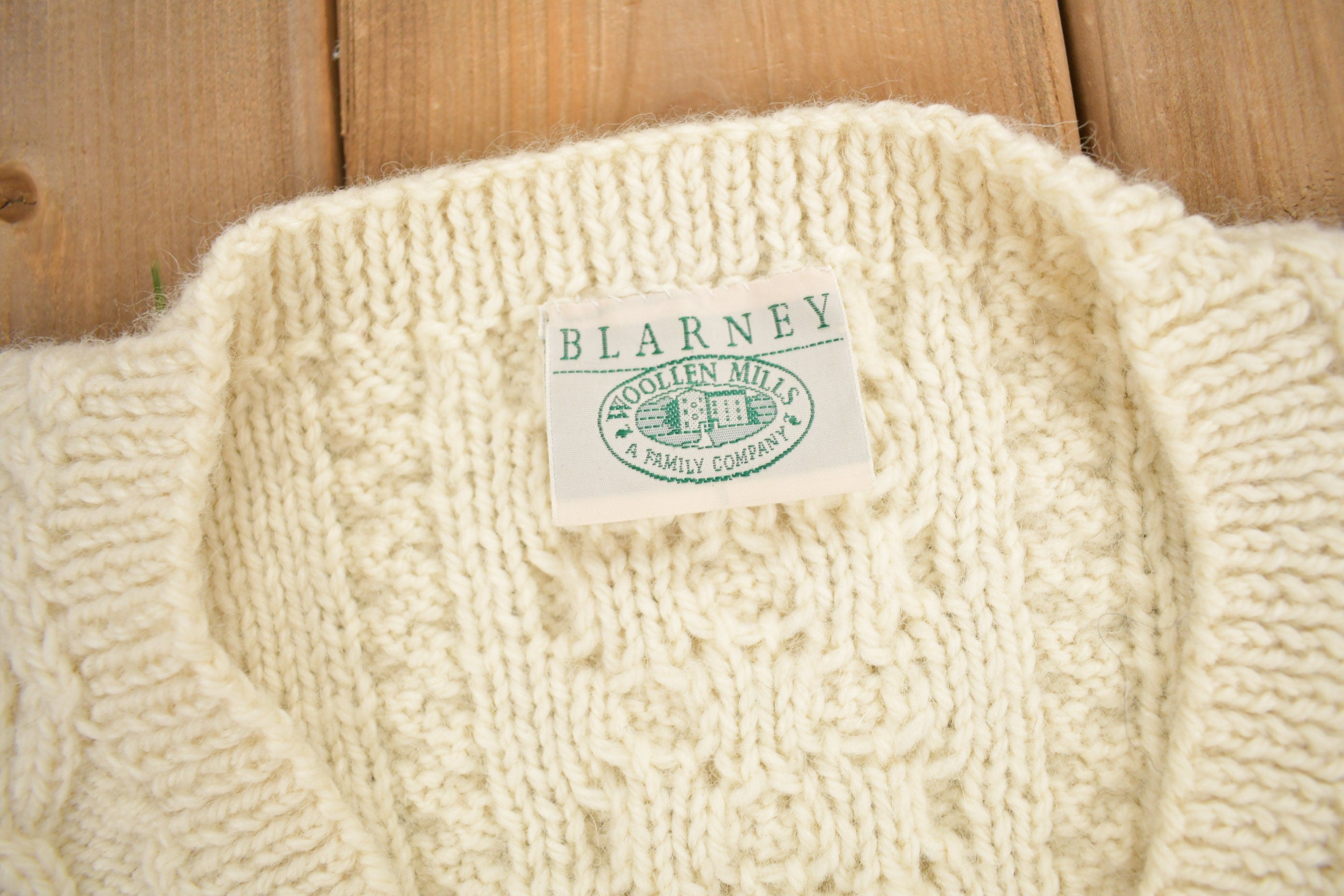 Vintage 1980s Blarney Woolen Mills Cable Knit Sweater