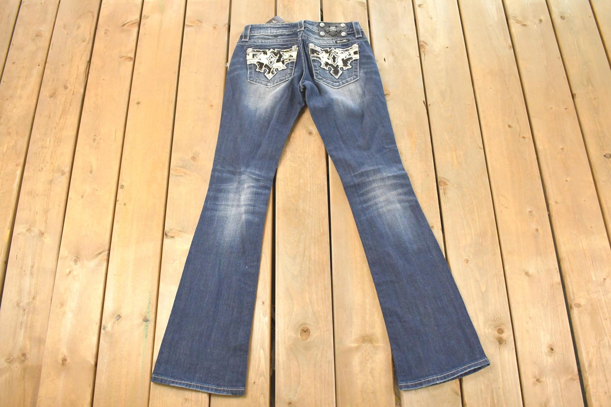 Vintage Deadstock Y2K Miss Me Bedazzled Low Rise Jeans Women's Size 26x31 / Boot Cut Jeans / 2000's Embroidered Contrast Stitched Denim