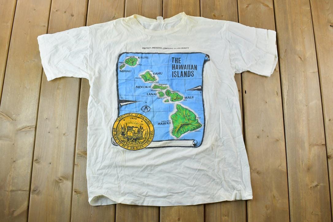 Vintage 1990s The Hawaiian Islands Souvenir T-Shirt