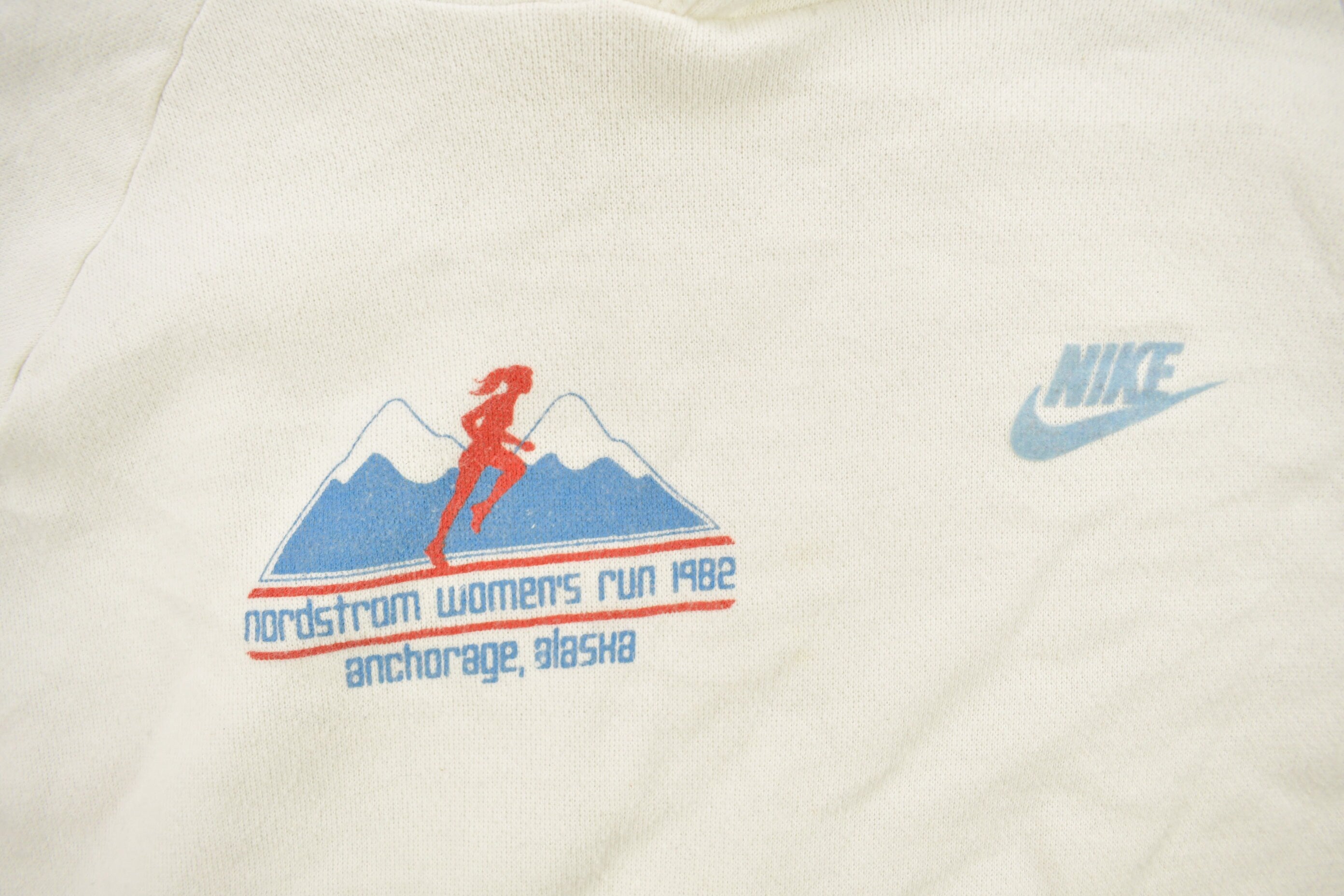 Vintage 1982 Nike Norstrom Women's Run Raglan Hoodie