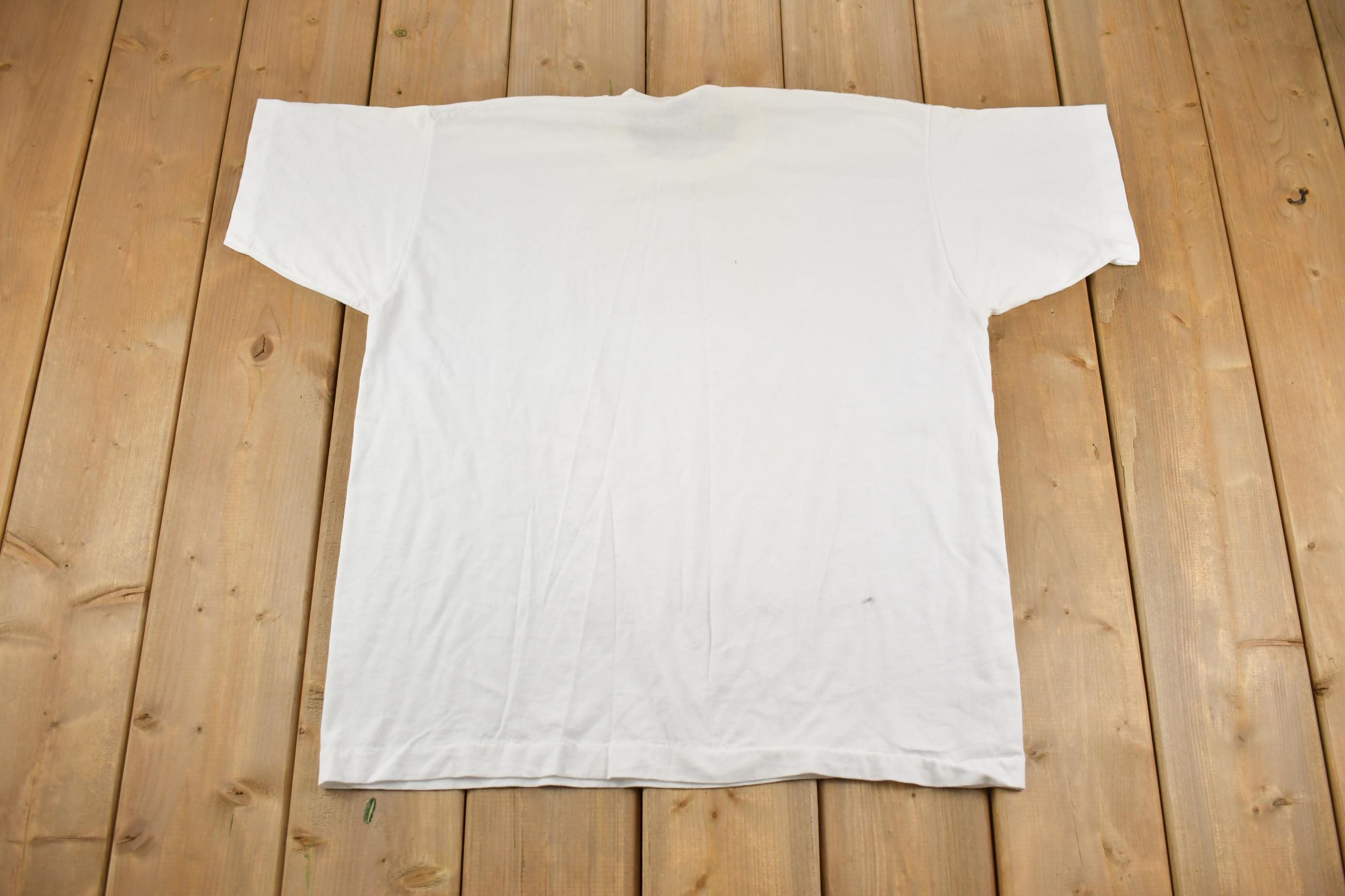 Vintage 1990s Jesus Noah's Ark Print Graphic T Shirt Made In USA