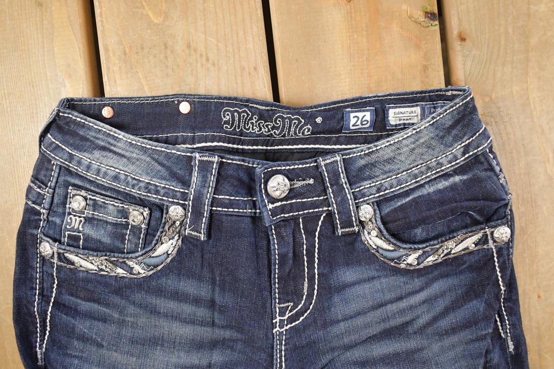 Vintage Deadstock Y2K Miss Me Bedazzled Low Rise Jeans Women's Size 26x31