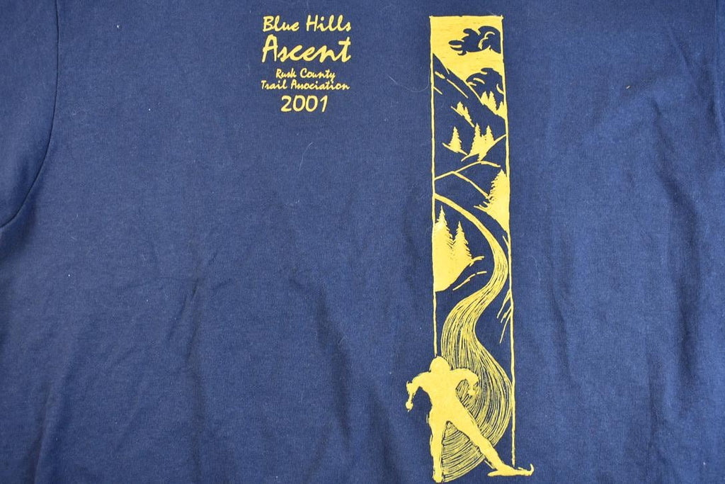 Vintage 2001 Navy Blue Cotton Deluxe Blue Hills Ascent Long Sleeve Graphic Mock Neck T-Shirt