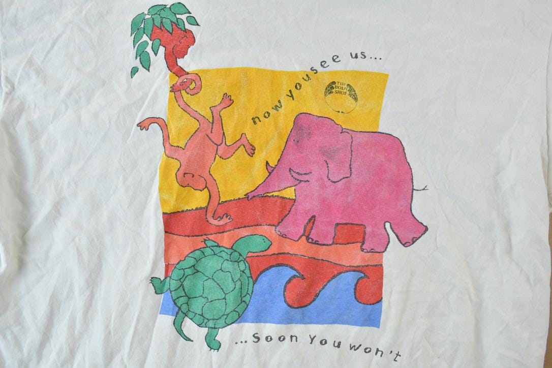 Vintage 1990s Extinct Is Forever the Body Shop Animal Graphic T-Shirt