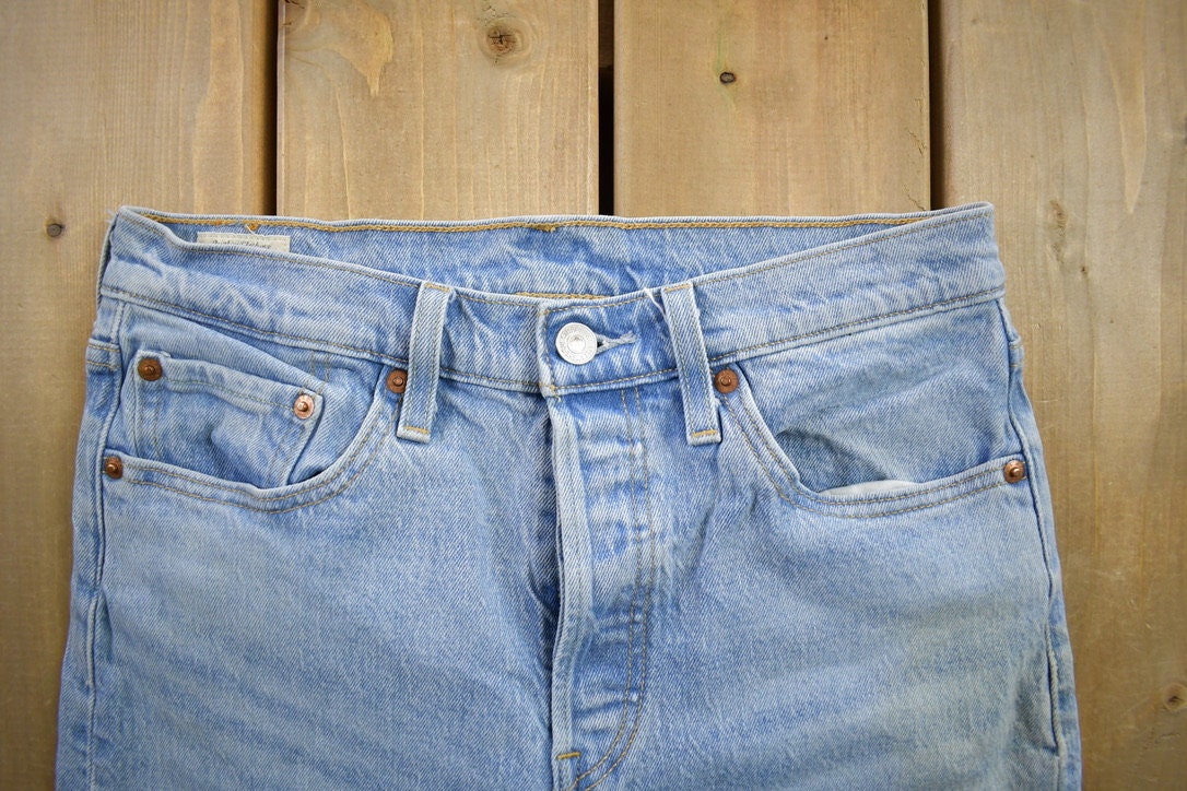 Vintage 1990s Levi's Premium 501 Jeans Size 28x28
