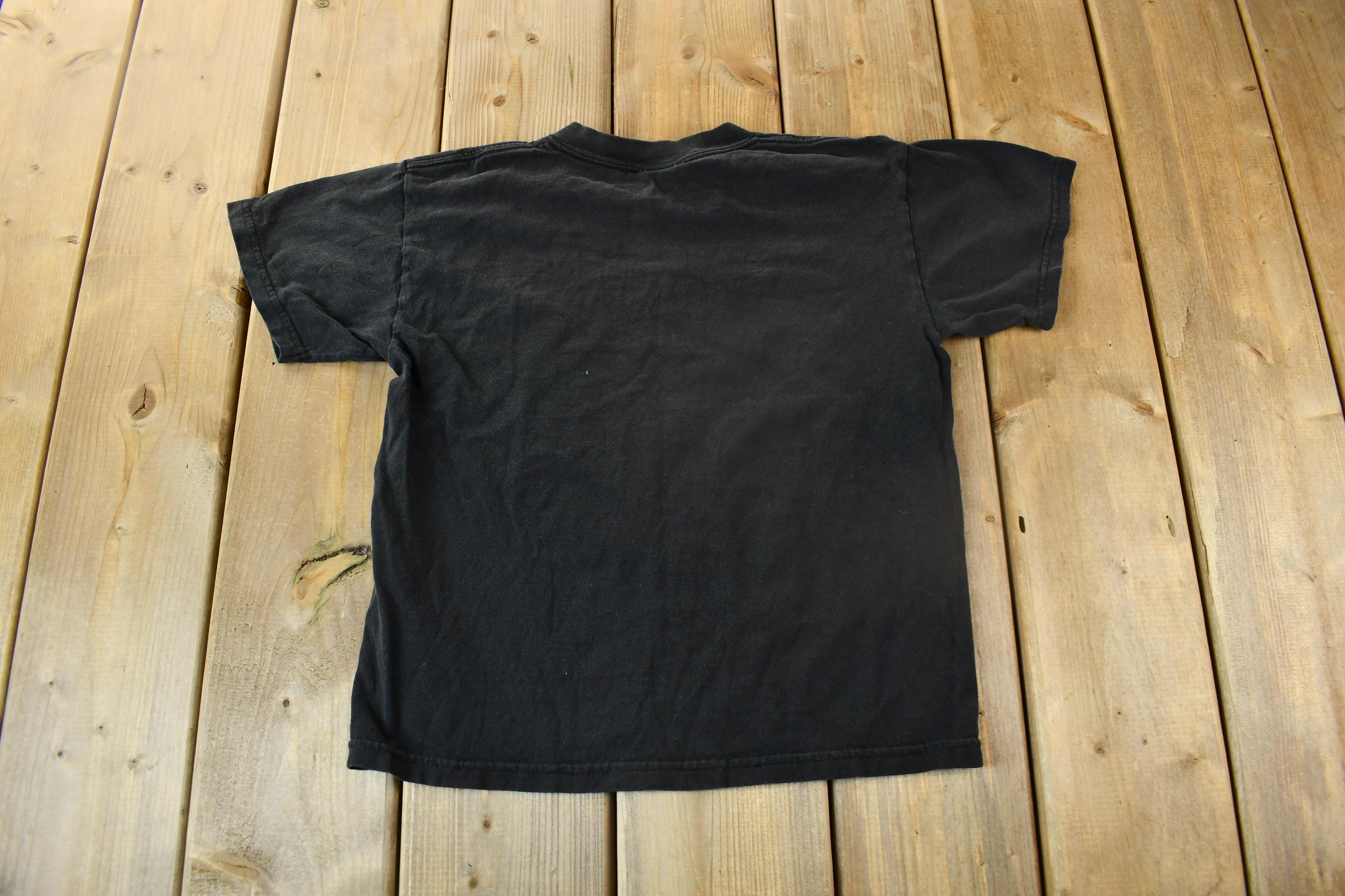 Vintage Y2K Star Wars Darth Vader Clone Wars Graphic Youth Sized T-Shirt / Vintage Star Wars / Vader Shirt