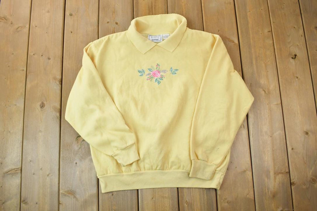 Vintage 1990s Bizzit Cute Floral Embroidered Collared Sweater
