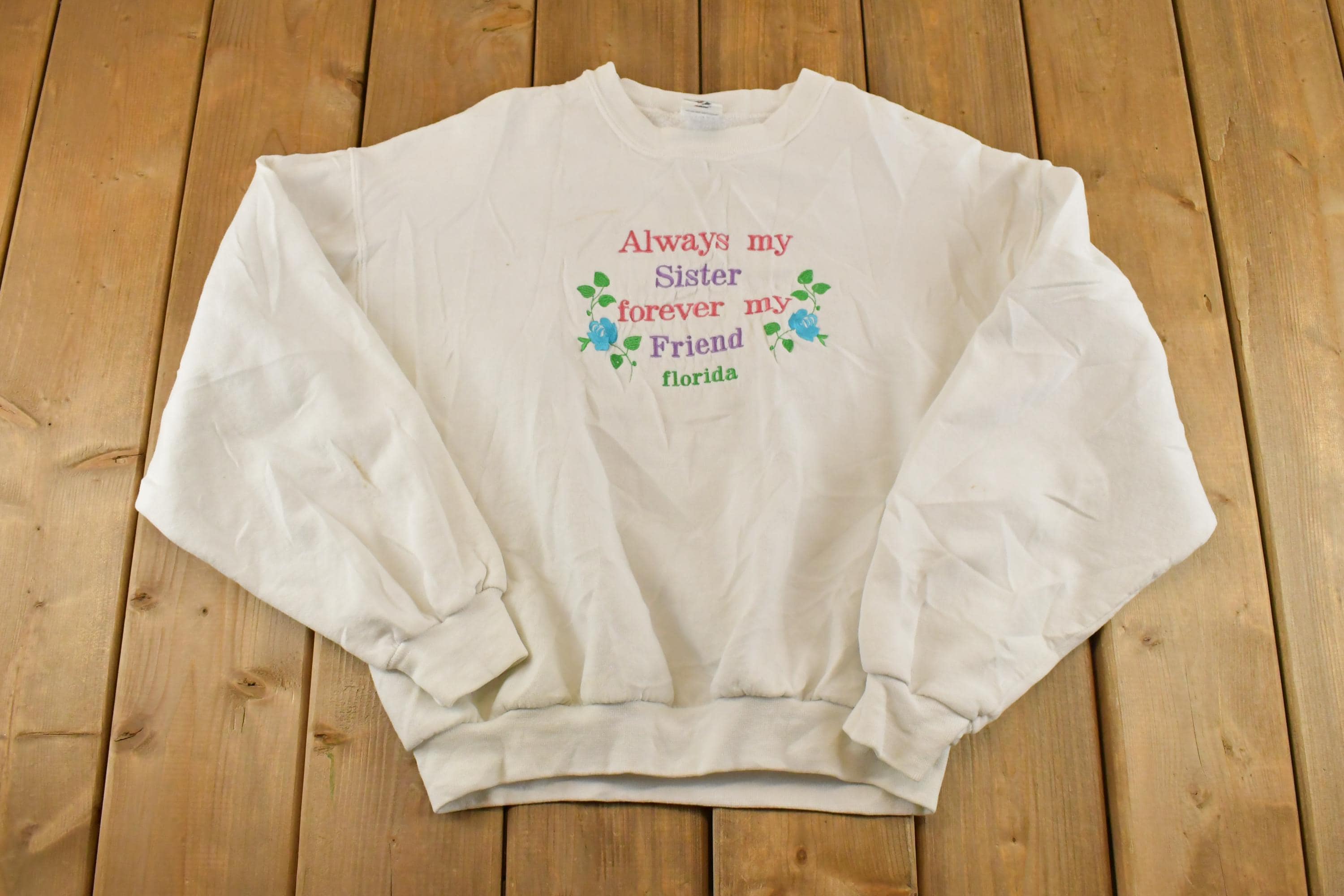 Vintage 1990s Cute Sister Souvenir Crewneck Sweatshirt Womens L / 90s Crewneck / Travel Vacation Sweater / Vintage Sweatshirt