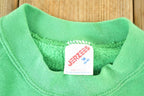 Vintage 1990s Looney Tunes Mistletoe Victim Crewneck Mens M