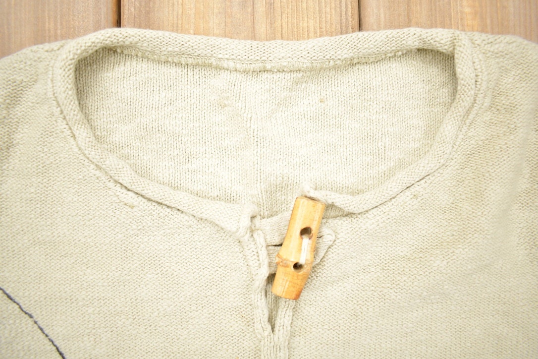 Vintage 1980s Abstract Design Toggle Button Cardigan Sweater