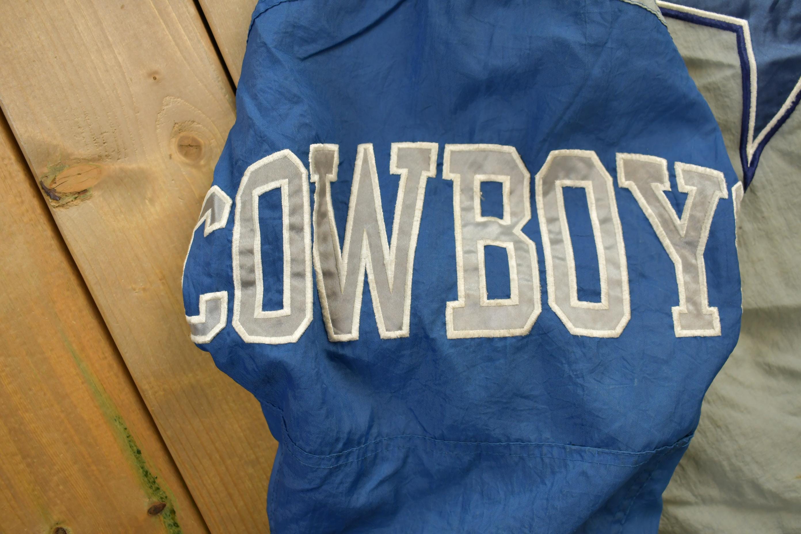 Vintage 1990s Pro Line Dallas Cowboys Windbreaker Jacket