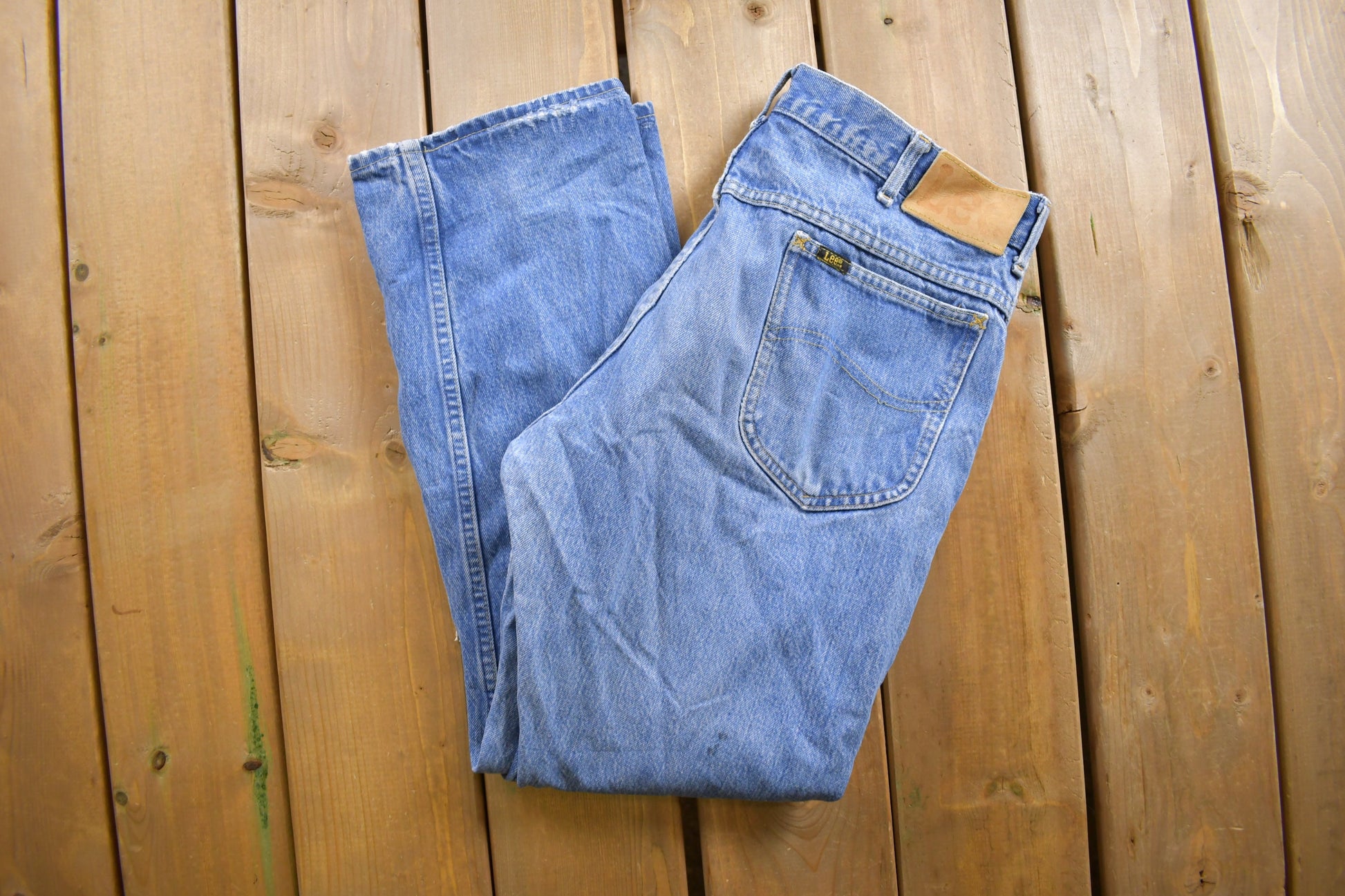 Vintage 1980s LEE Blue Jeans Size 32 x 28