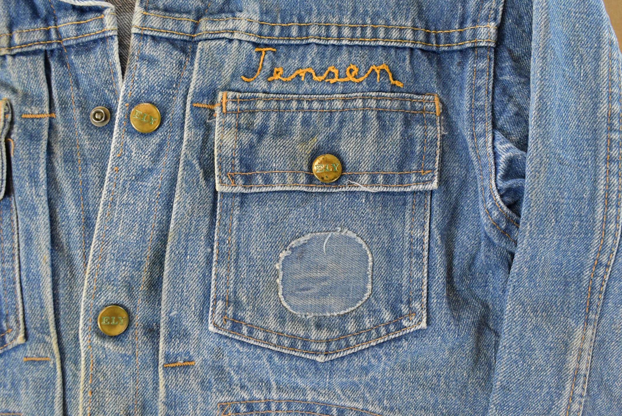 Vintage 1990s Ely Cattleman Denim Jean Trucker Jacket Women's Small