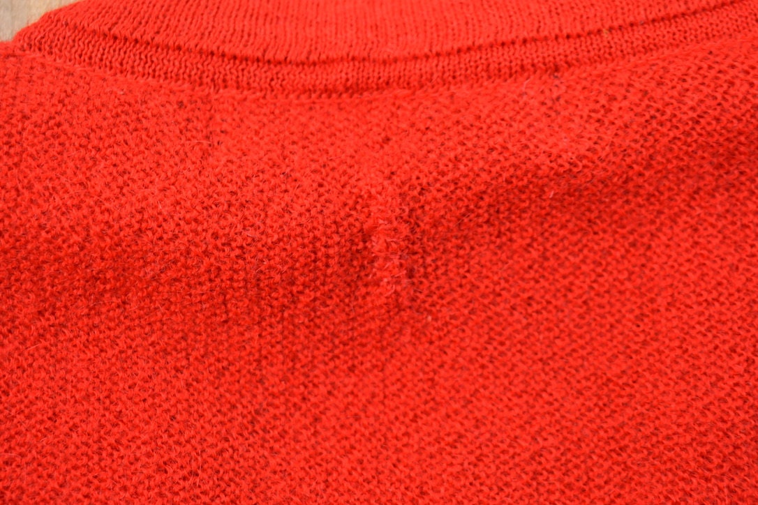 Vintage 1990s Ming Sheng 100% Wool Knit Sweater