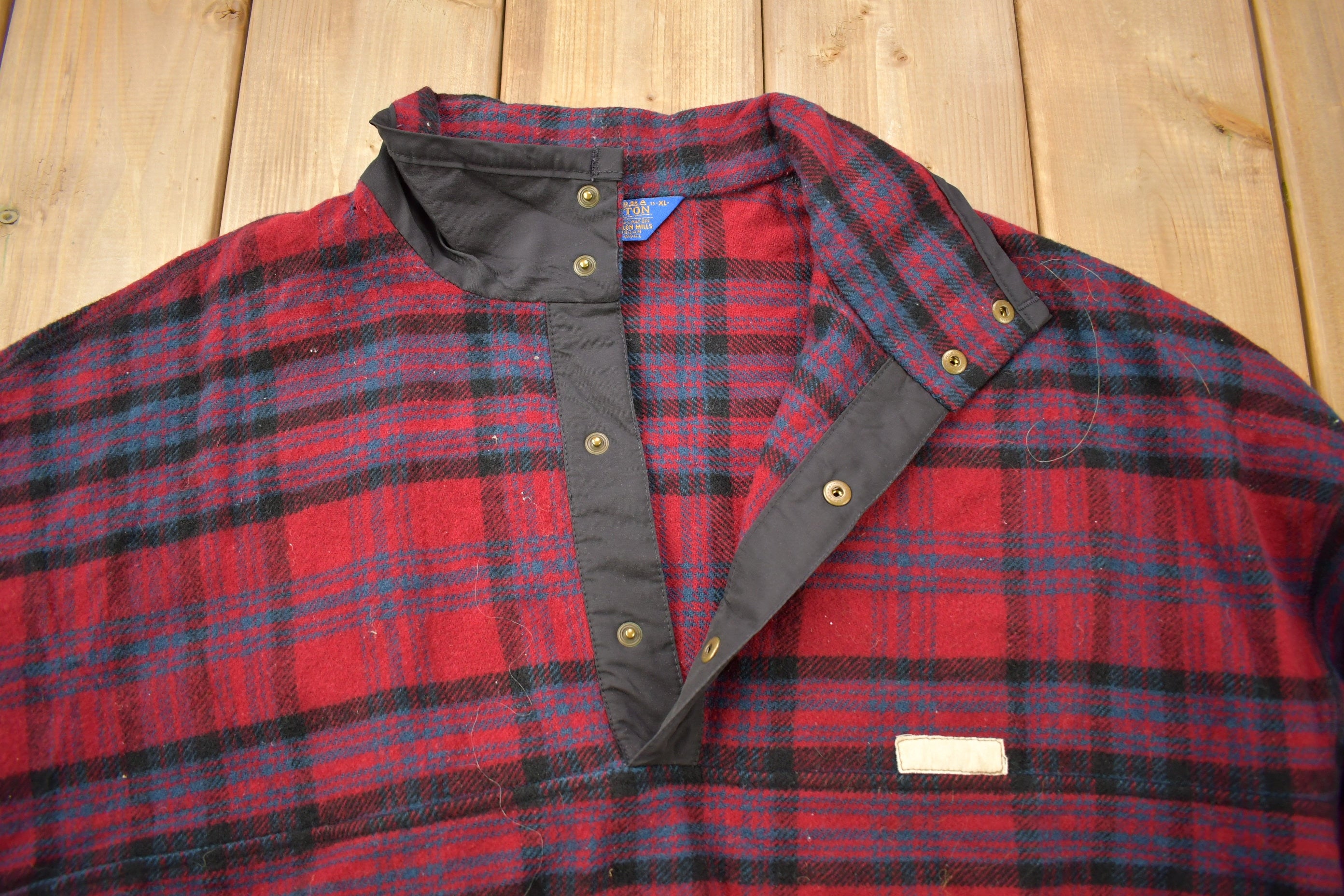 Vintage 1990s Pendleton Plaid T Snap Sweatshirt