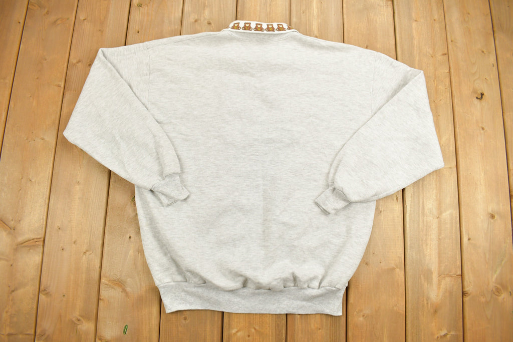 Vintage 1990s Cute Bear Graphic Collared Sweatshirt