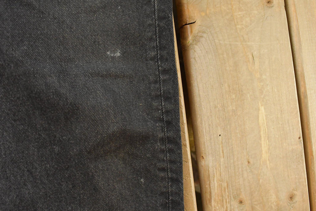 Vintage 1990s Levi's 505 Regular Fit Denim Jeans Men's 33 x 31 / 90s Levi's / Distressed Sun Faded Jeans