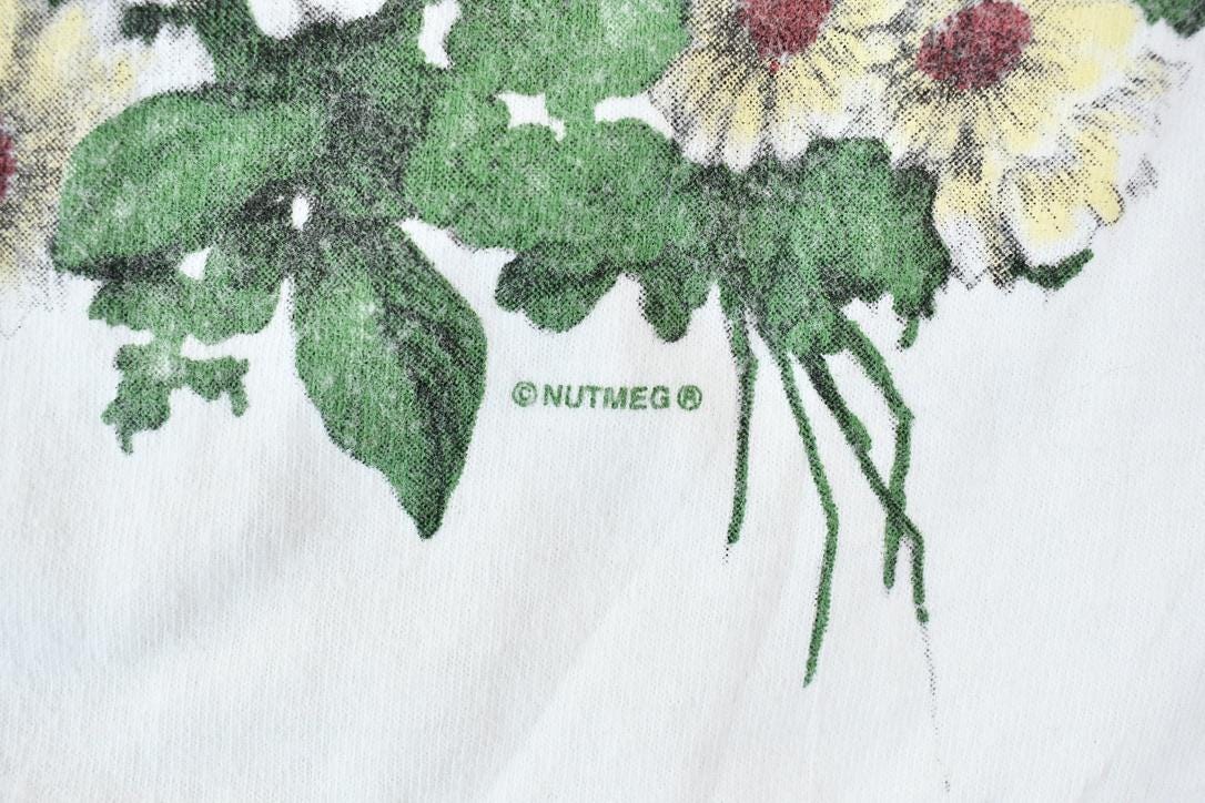 Vintage 1990s Lee Sport Single Stitch Nutmeg Graphic Flower Bouquet T-Shirt