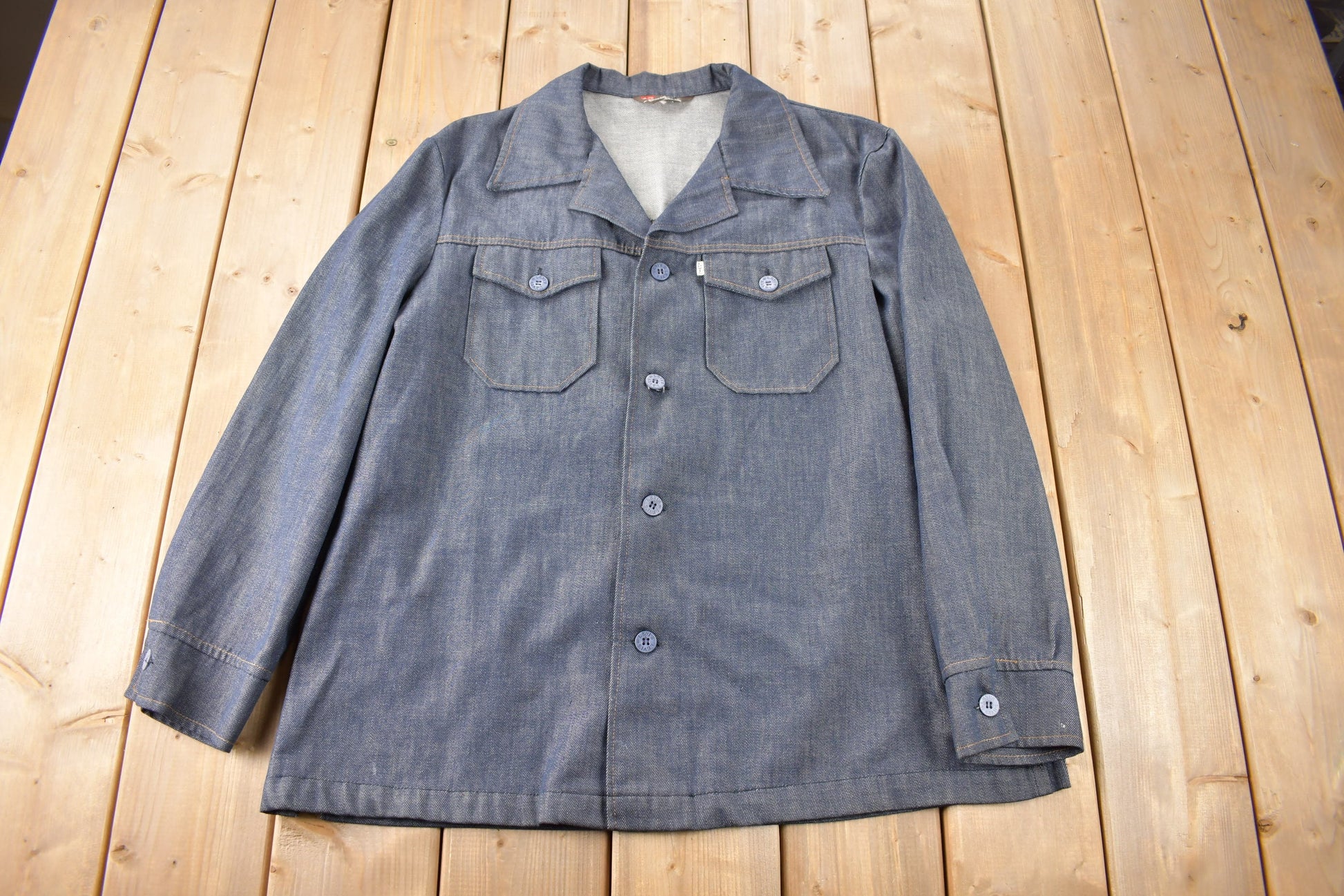 Vintage 1970s Levi's Gentlemans Jeans Western Style Pearl Snap Button Up Shirt Made in USA Size XL