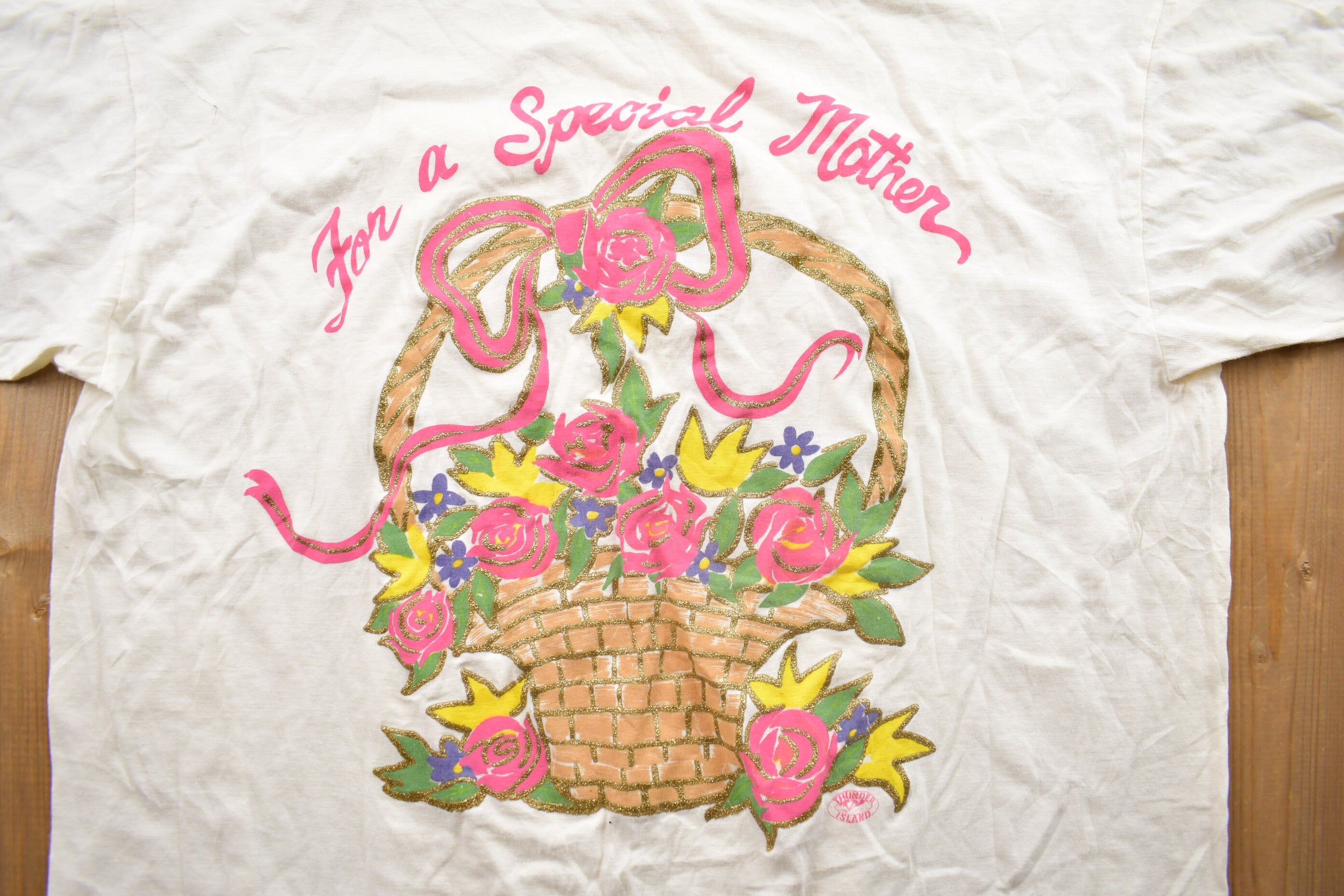 Vintage 1990s For A Special Mother Flower Basket Graphic T Shirt
