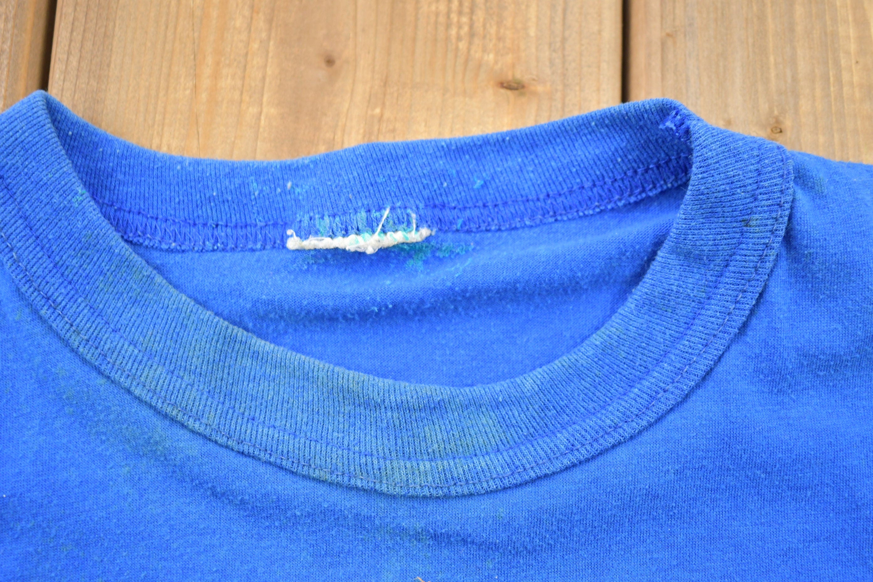 Vintage 1990s Vanastra Community School T-Shirt
