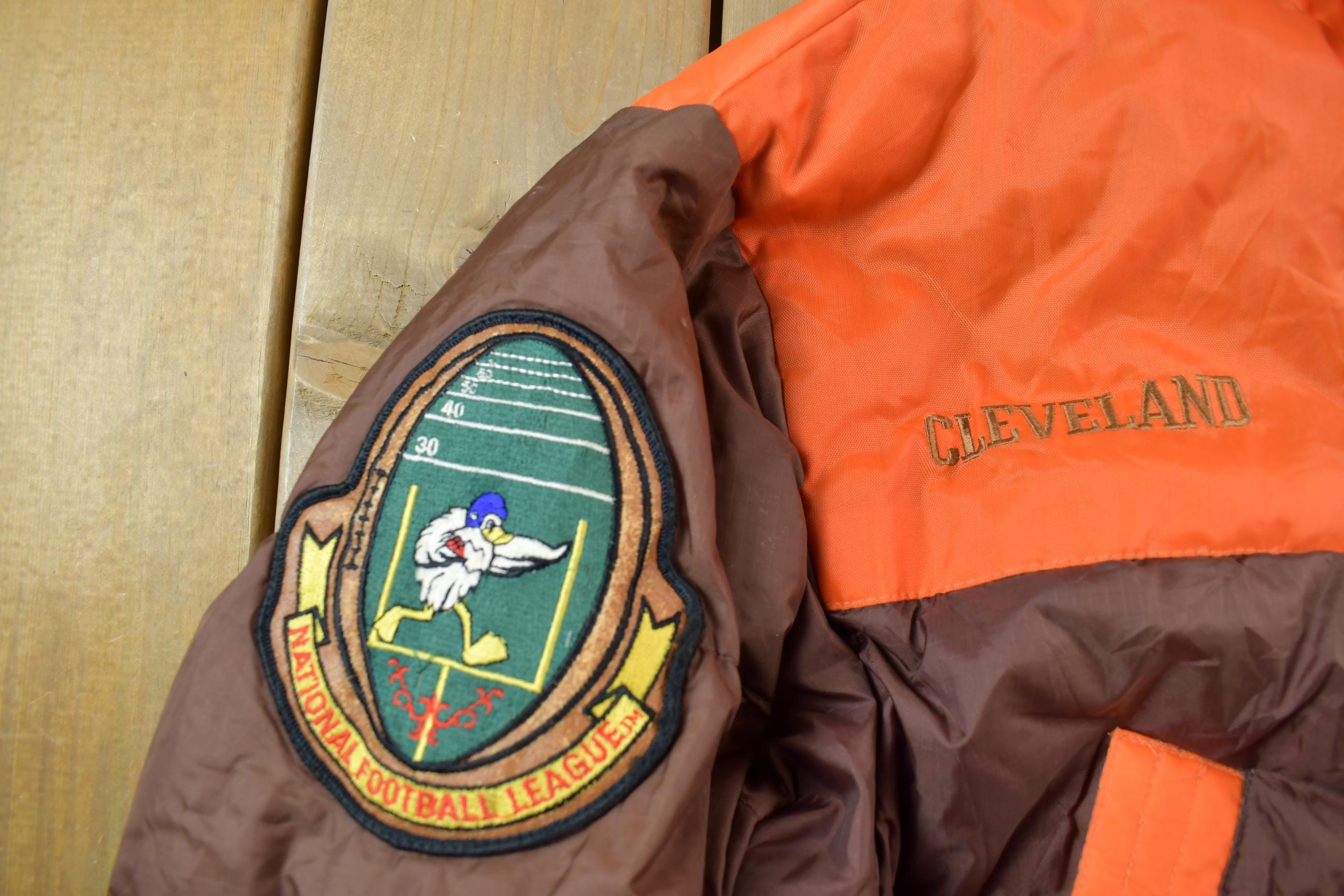 Vintage 1990s Cleveland Browns NFL Game Day Embroidered Windbreaker