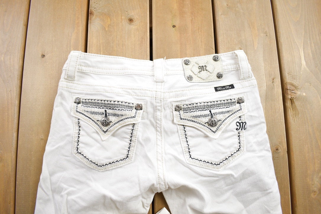 Vintage Y2K Miss Me White Jeans Size 27x28