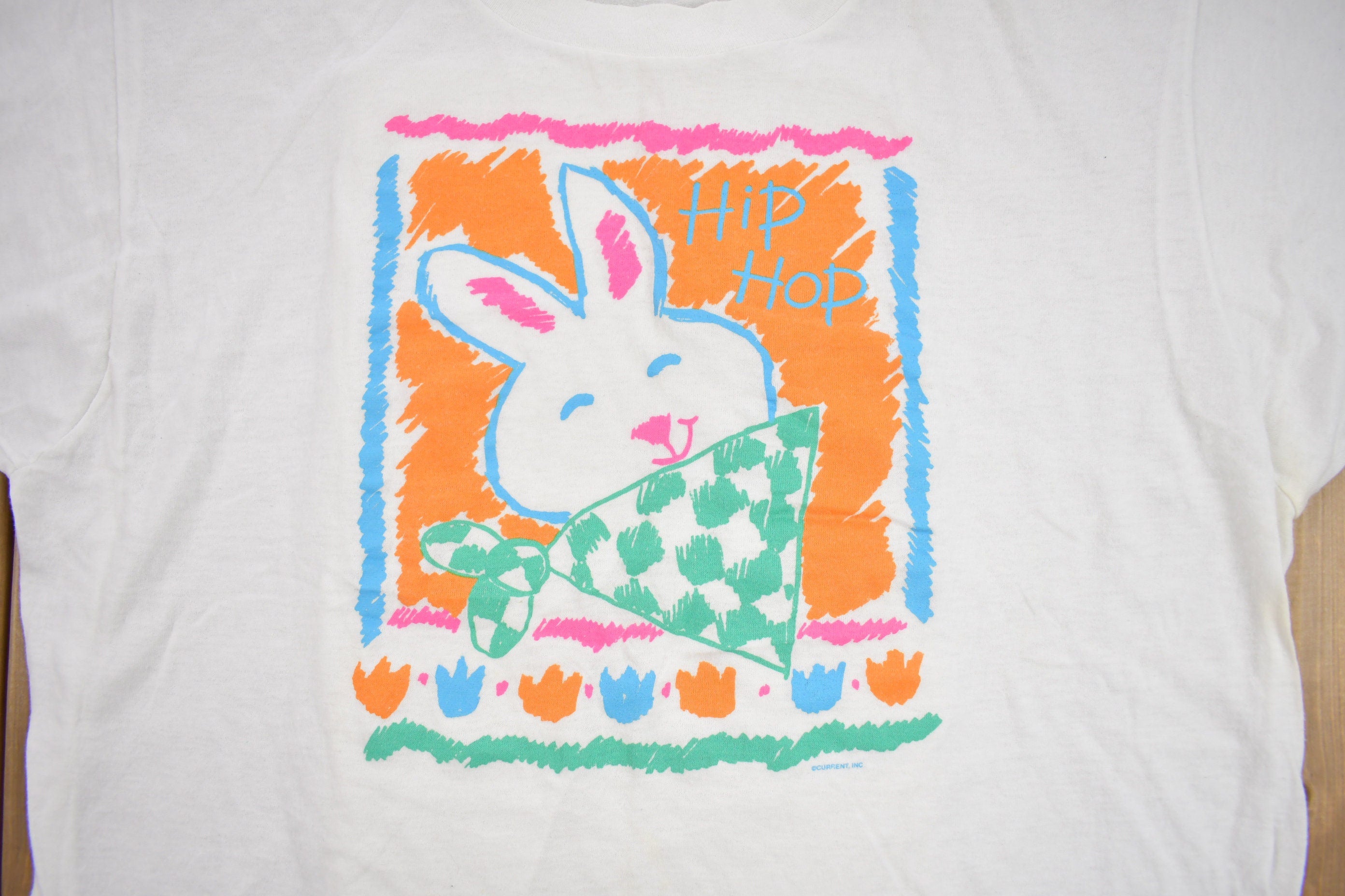 Vintage 1990s Cute Bunny Rabbit Graphic T Shirt