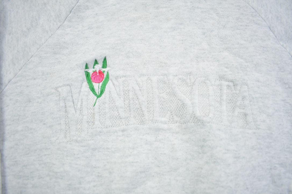 Vintage 1990s Minnesota Embroidered Collard Crewneck Sweatshirt Made In USA